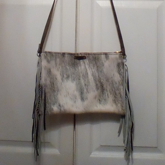 Wild Goose Crossbody - Picture 14 of 15